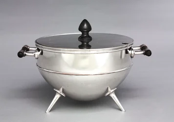 Terrina, fabricada por Hukin & Heath, c.1880