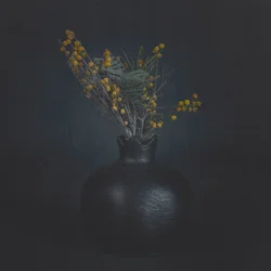 Natureza-morta floral escura