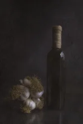 Alho rústico e garrafa