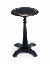 Mesa ocasional ebonizada vitoriana, final do século 19 (madeira ebonizada)