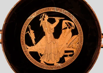 Banquete e flautista duplo, detalhe de kylix ou taça de sótão vermelho, c.490 BC (terracota)