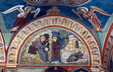 O milagre de São Plácido São Bento de Nursie, graças à intervenção de São Maurício, seu primeiro discípulo, salva o jovem Plácido apanhado no riacho de um lago. Fresco pelo Mestre Consolo (século XIII) Igreja Baixa. Mosteiro de São Benedetto (