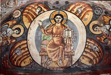 Arte copta: «Cristo em majestade (em glória)». Os símbolos dos quatro evangelistas (Tetramorfo: o Anjo, a Águia, o Touro e o Leão). Fresco que decora um nicho, séculos V-VI. Cairo, Museu Copta, Egito