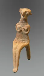 Estatueta de uma mulher sentada, 1800 aC