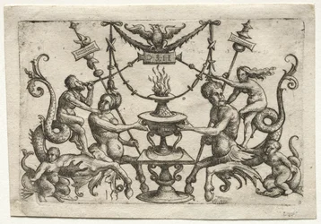 Ornamento com sereia e tritão