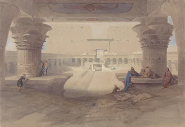 Debaixo do pórtico do Templo de Edfu, no Alto Egito