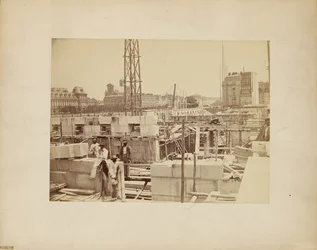 [Canteiro de obras em Paris].