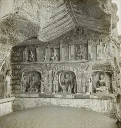 Estátuas de Buda e bodhisattvas, Caverna 259, muralha norte, Grutas de Dunhuang, China, Foto 1275/1 (114)