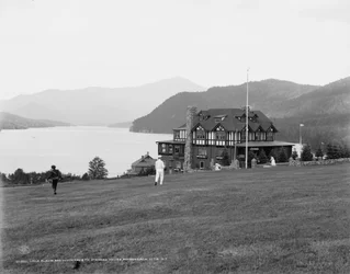 Lake Placid e Whiteface Mountain de Stevens House, Montanhas Adirondack, NY, c.1909