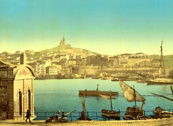 Notre Dame de la Garde a partir do Quai de la Joilette, Marselha, c.1890-1900 (impressão fotocrómica)França,