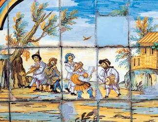 Detalhe da decoração majolica do Claustro das Clarissas