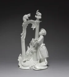 Figura de uma Rapariga com Gato, feita por Nymphenburg Porcelain Factory, c.1770 (porcelana)