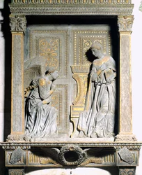 Anunciação, Donatello (ca. 1386-1466), Basílica di Santa Croce (Basílica da Santa Cruz) em Florença, Toscânia