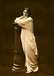 Miss Isadora Duncan, final do século XIX.