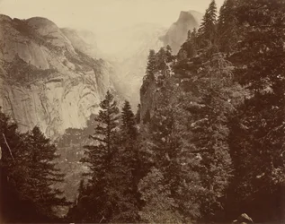 Desfiladeiro de Tenaya a partir de Union Point, vale de Yosemite
