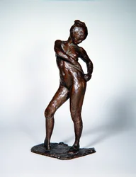 Dançarina Apertando as Cordas de Suas Calças, c.1885-90, elenco 1919 (bronze)