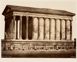 Maison Carrée em Nîmes