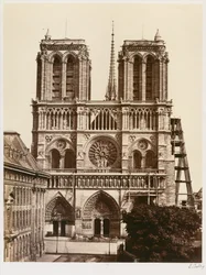 Notre-Dame (fachada)