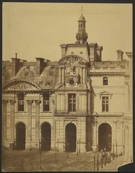 [O Louvre, Pavilhão de Rohan]