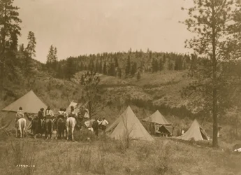 Acampamento do autor entre os Spokan 1910 (foto)