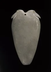 Paleta com dois pássaros, final do período Naqada II até o início do período Naqada III (3500-3050 aC) de Edfu, província de Assuã (ardósia)