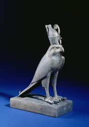 Estatueta de Horus sob o disfarce de um falcão (bronze)