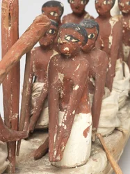 Veleiro modelo do túmulo do reino médio de Khety (Beni Hasan), c.2010 BC - 1950 BC (madeira e linho pintados)