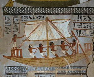 Um navio funerário leva a múmia de Sennufer na sua última viagem para Abydos ...