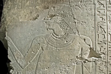 Antiquite egípcia: representação de vizir Ramose. Baixo relevo da sua Tumba (18ª dinastia). Luxor, Tebas, Túmulo dos Nobres do Egito.
