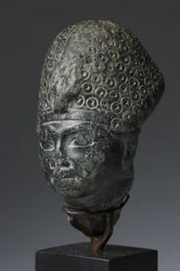 Cabeça de Amenhotep III, Novo Reino (esteatita verde)