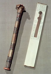 Escriba paleta e um caso para escrever palhetas, do túmulo de Tutancâmon (c.1370-52 aC) Novo Reino (ver também 228566)