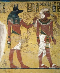 Tutankhamun a ser recebido por Anúbis e Hathor e a oferecer-lhes o ankh, fresco, parede sul da câmara funerária, Túmulo de Tutankhamun (KV62), Vale dos Reis, Tebas, Egito. Civilização egípcia, Novo Reino, Dinastia XVIII.