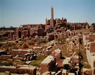 Vista do Templo de Amon, Novo Reino