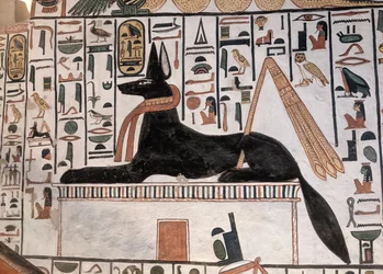 Anúbis no túmulo de Nefertari