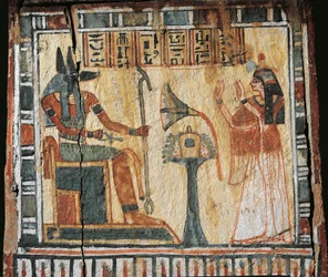 Caixa de madeira pintada representando um defunto e o deus Anubi, para os shabtis de Tamutnofret