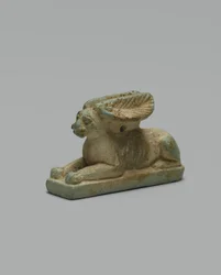 Amuleto de coelho (faiança vidrada)