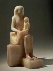 Pepy II e Sua Mãe Rainha Meryreankhnes, possivelmente de Saqqara, Old Kingdom (calcita)