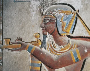 Egipto, Tebas Antiga, Vale dos Reis, Alívio pintado do faraó no Túmulo de Ramsés VI