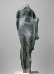 Torso de um rei ptolemaico, inscrito com cartuchos de um Ptolomeu tardio, 80-30 aC (basalto)