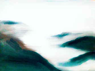 Serenidade da Montanha Ennevoada