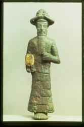 Elamite Deus com Mão de Ouro de Susa, sudoeste do Irão, c.1800-1700BC (bronze e ouro)