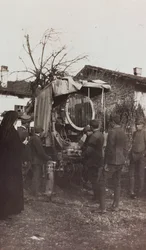 Álbum da Primeira Guerra Mundial em Friuli-Venezia Giulia: carro fotoelétrico, 01-04/1916 (foto a p/b)