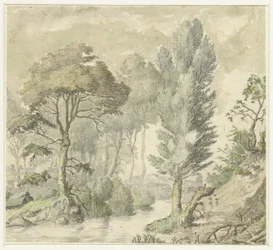 Paisagem florestal com colina à direita e água no meio