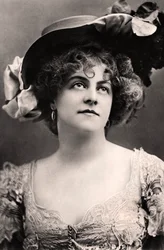 Marie Studholme 1875-1930, atriz inglesa, 1907.