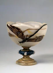 Taça com libélulas