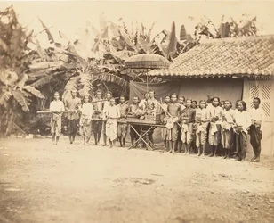 Príncipe cambojano e sua comitiva, 1866.