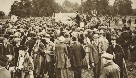 Reunião anti-guerra no Hyde Park (foto sépia)