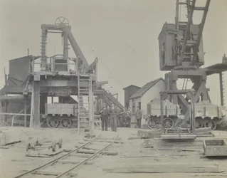 Túnel Blackwall: eixo e operários durante a construção do túnel, 1893