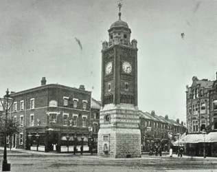 Torre do Relógio, The Broadway, Crouch End, 1890