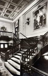 Grand Staircase a bordo do HMS Homeric